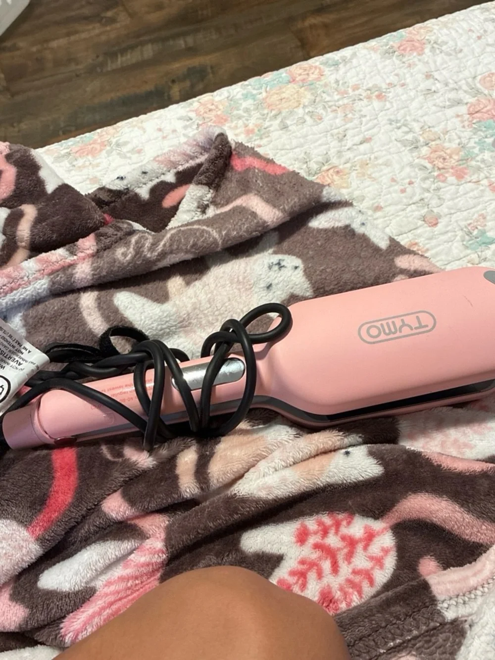 TYMO hair crimper - Sleek Ceramic Styling Iron
